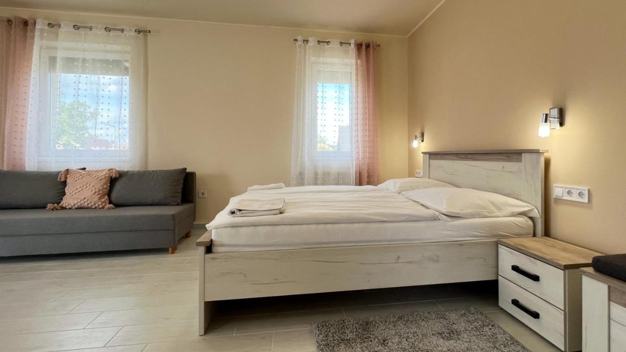 Gardencity Apartmanhaz Győr Exterior foto
